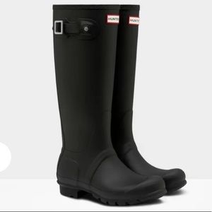 MATTE BLACK TALL HUNTER BOOTS